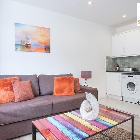 1 & 3 Bedroom Apt By Sensational Stay Serviced Accommodation - Adelphi Suites Aberdeen Esterno foto