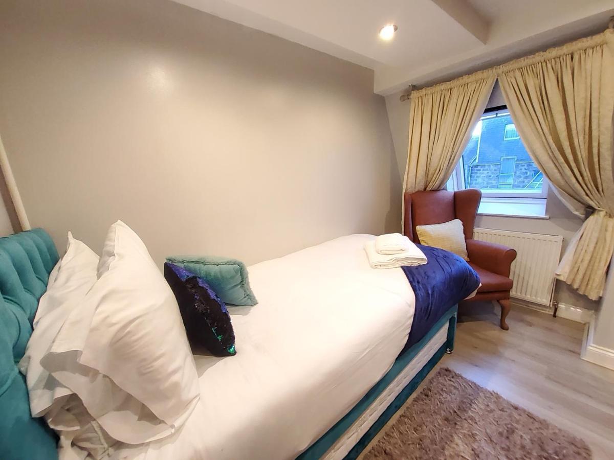 1 & 3 Bedroom Apt By Sensational Stay Serviced Accommodation - Adelphi Suites Aberdeen Esterno foto