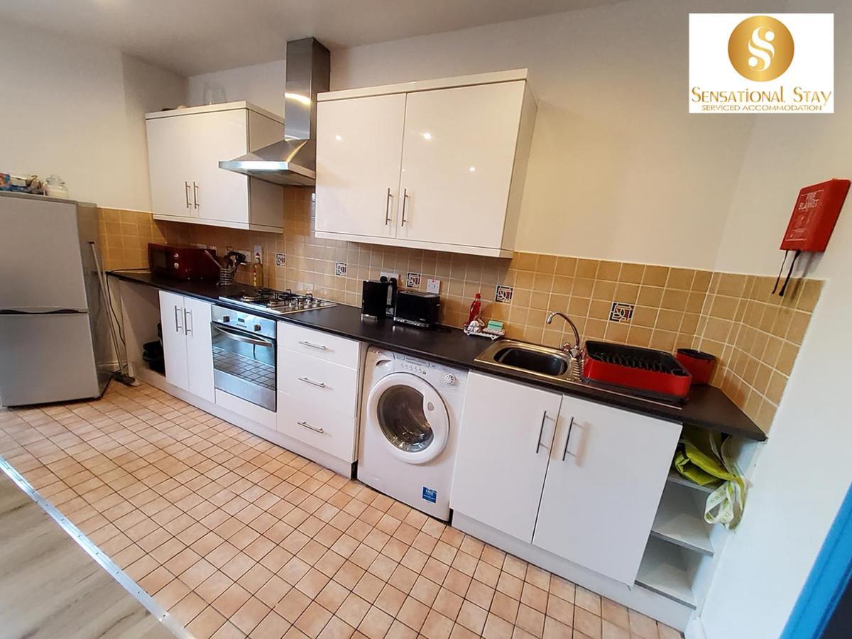 1 & 3 Bedroom Apt By Sensational Stay Serviced Accommodation - Adelphi Suites Aberdeen Esterno foto
